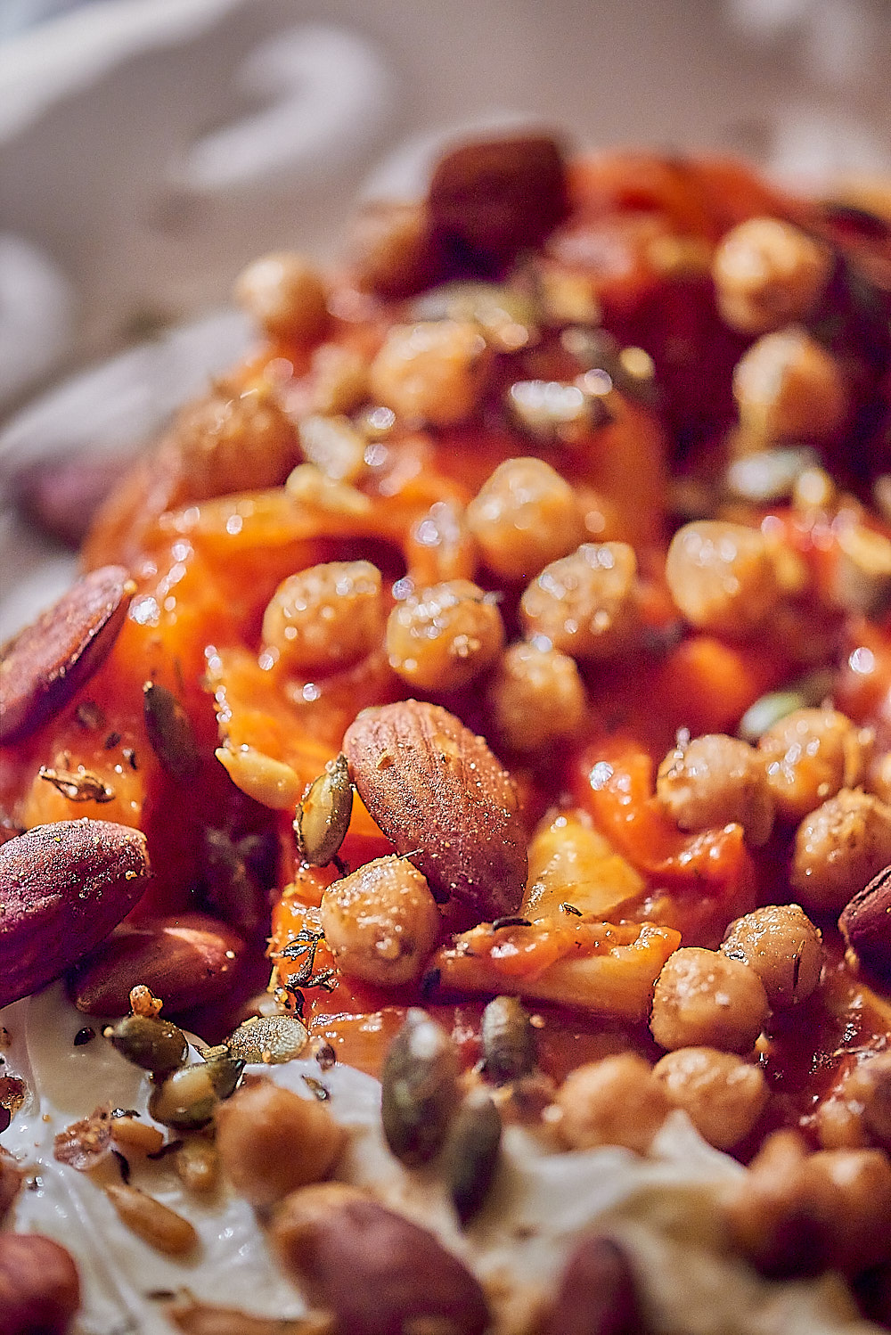 photo de Poivrons grillés, pois chiches et amandes aux épices