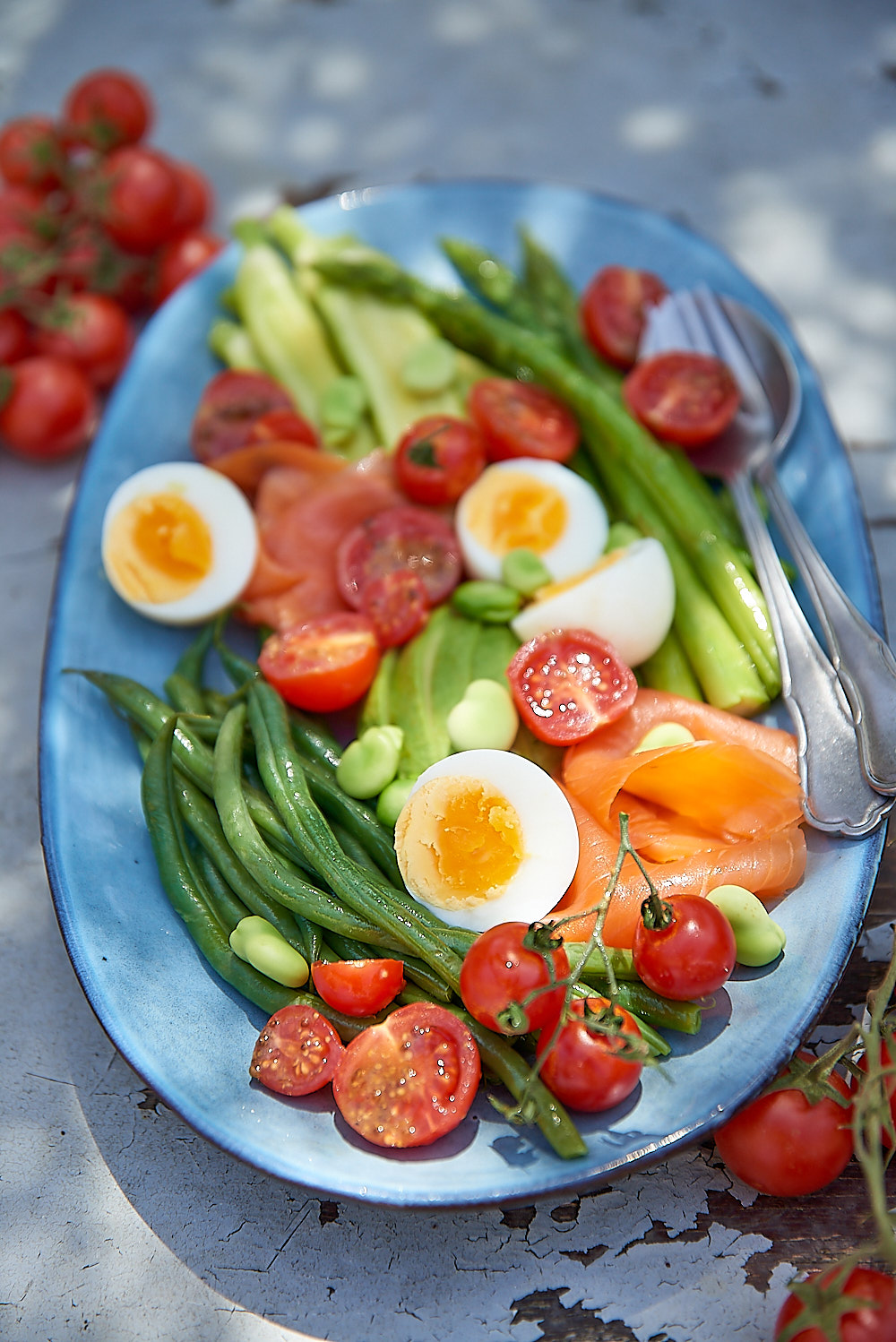 photo culinaire de Salade printanière au saumon fumé et asperges