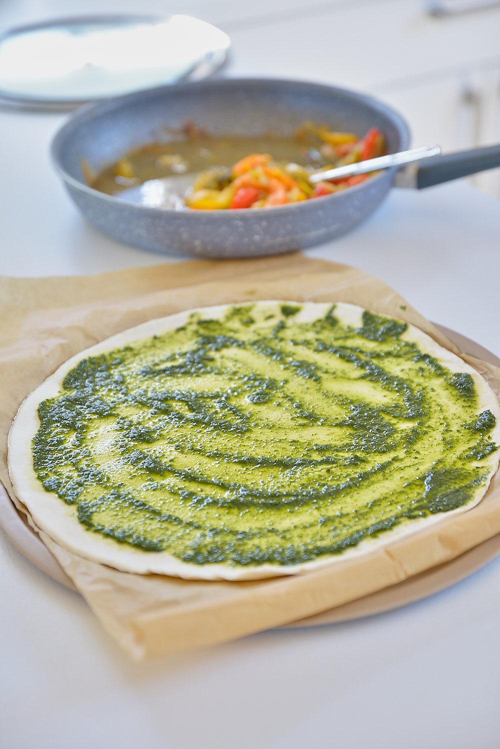 photo d'étape de la préparation de Tarte aux légumes du soleil et mozzarella