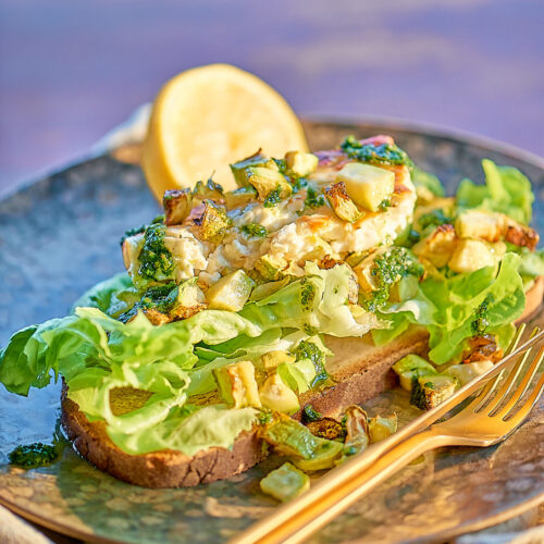 recette de Tartine courgette feta au pistou