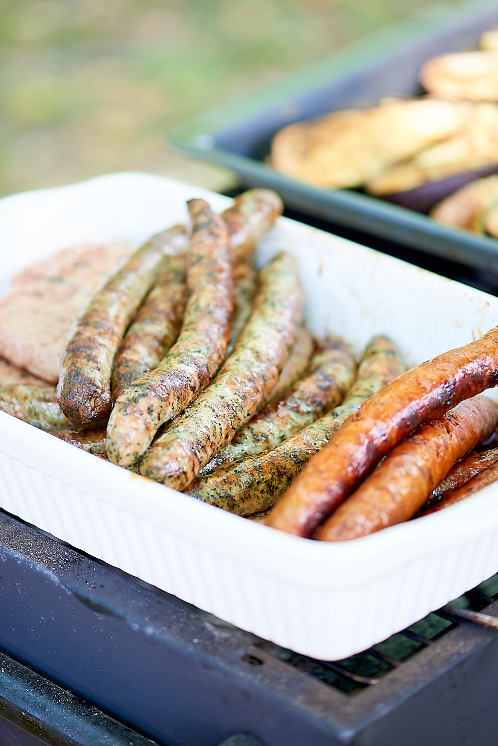 photo de Merguez et chipolatas au barbecue