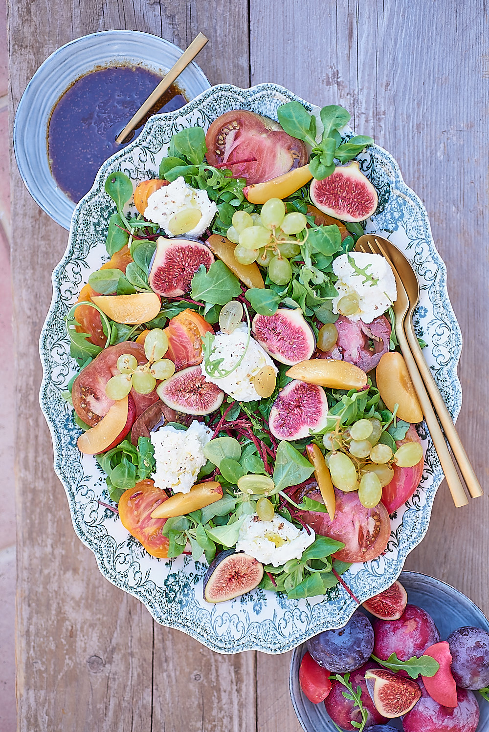 photo culinaire de Salade d'automne figues, raisin et mozzarella